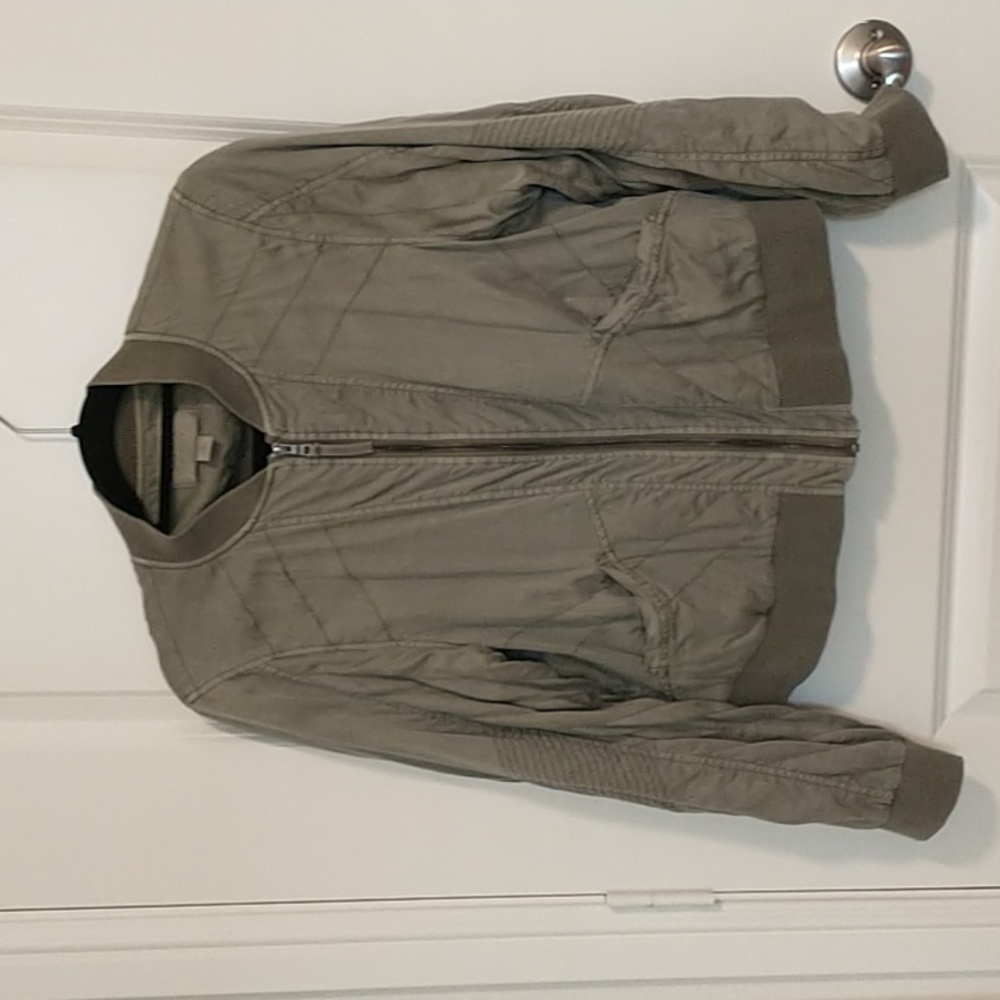 Bomber jacket